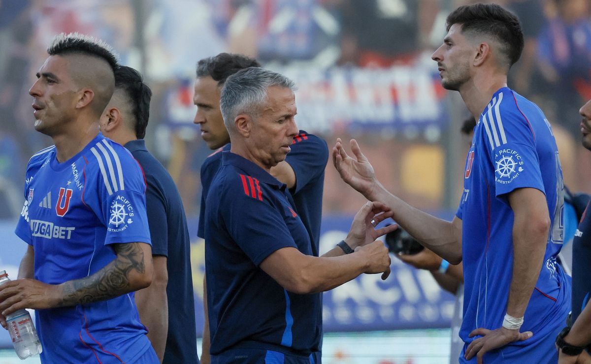 U de Chile recupera dos jugadores titulares para su final contra Deportes Iquique