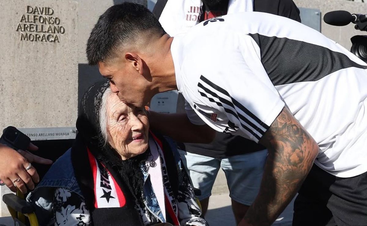Colo Colo lamenta la muerte de la “Abuela Alba”, hincha que se hizo viral celebrando los goles