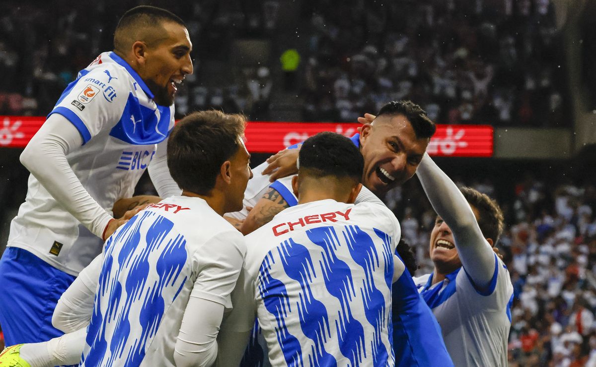 ¡Para reforzar la Libertadores! El jugador que peleó el descenso y está en el radar de la UC