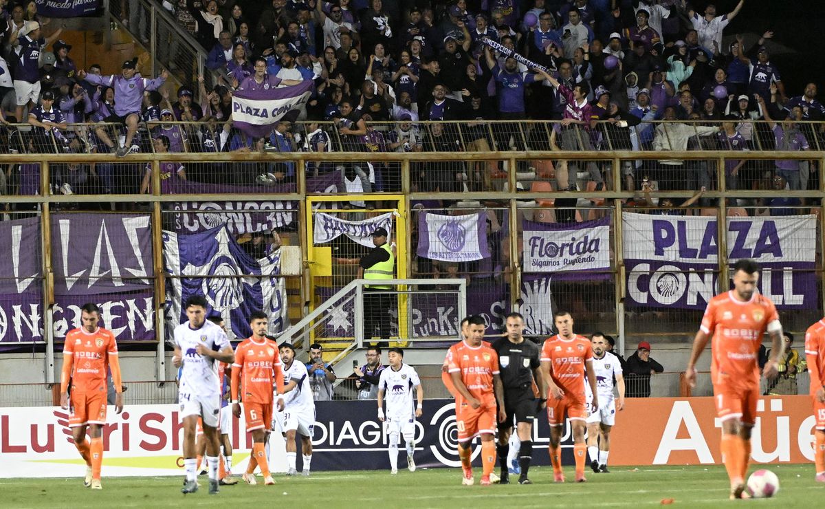 Cobreloa ya sufre una verdadera maldición en el estadio Zorros del Desierto cuando se trata de definir el ascenso