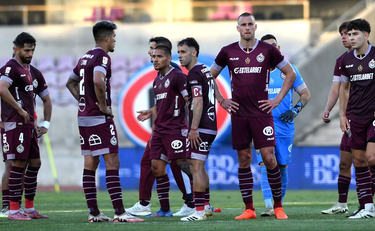 Se desarma La Serena: polémico ex DT recibe brutal PLR tras pelear el descenso este año