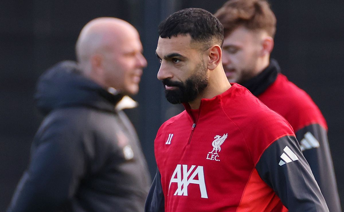 Polémica en el Liverpool: DT  confirma que cortó a Mohamed Salah tras bullado berrinche del egipcio
