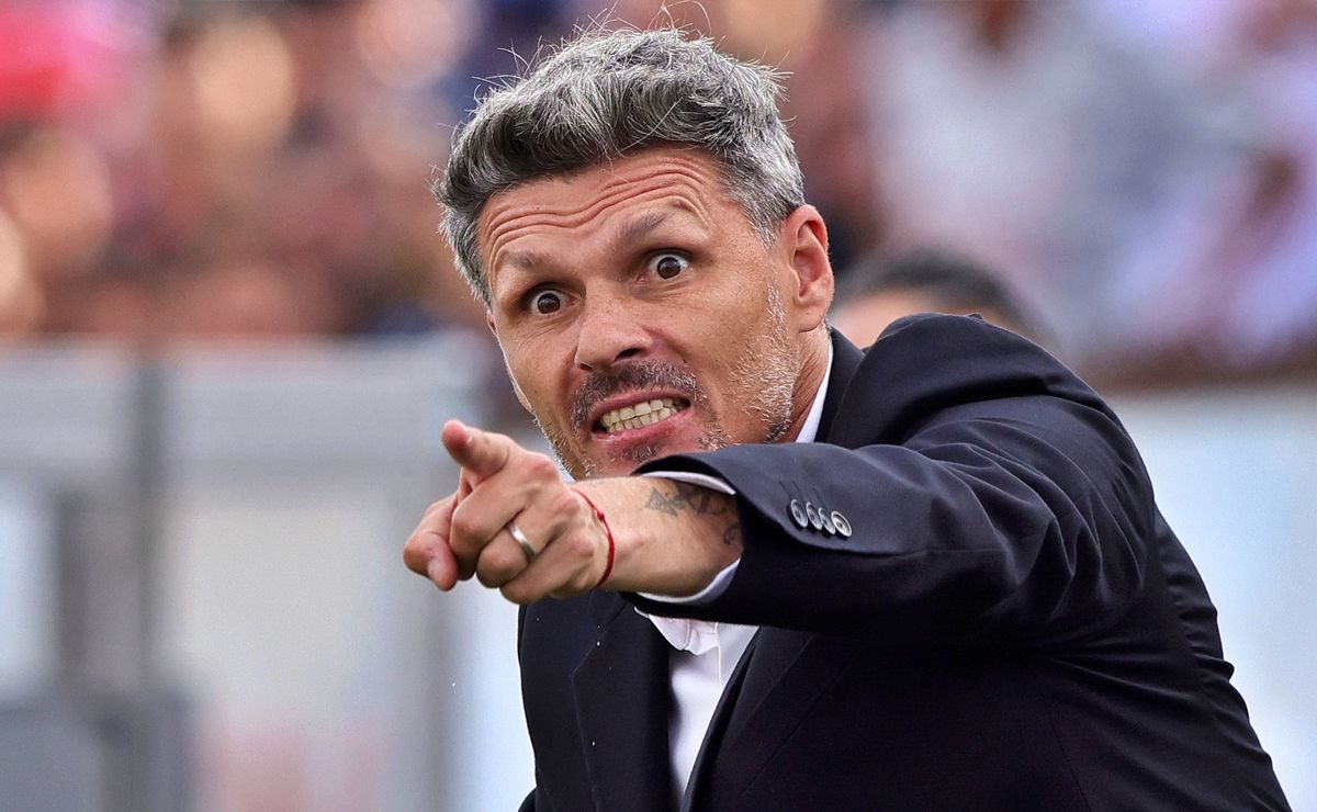 Filtran la insólita razón por la que Colo Colo no echa a Fernando Ortiz: “Es un técnico barato y que no…”