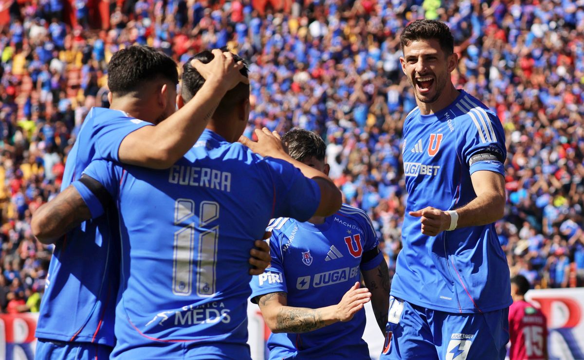 Voltereta total en U de Chile: Delantero que tenía las maletas listas tiene una chance de quedarse