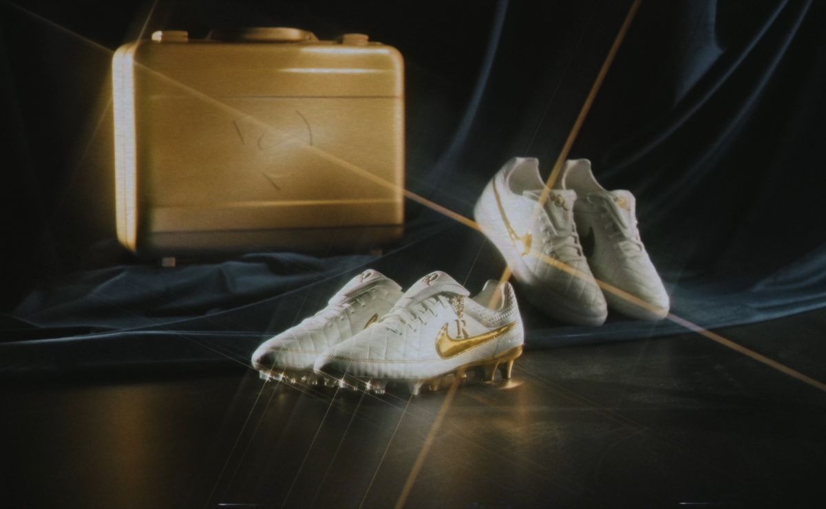 Nike revive la leyenda: vuelven las Tiempo de Ronaldinho “Touch of Gold”