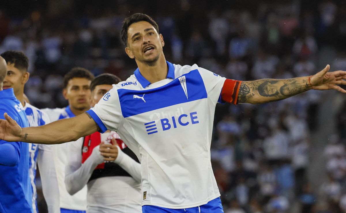 ¡Batacazo! U Católica va por otro goleador del fútbol chileno para pelearle el puesto a Zampedri