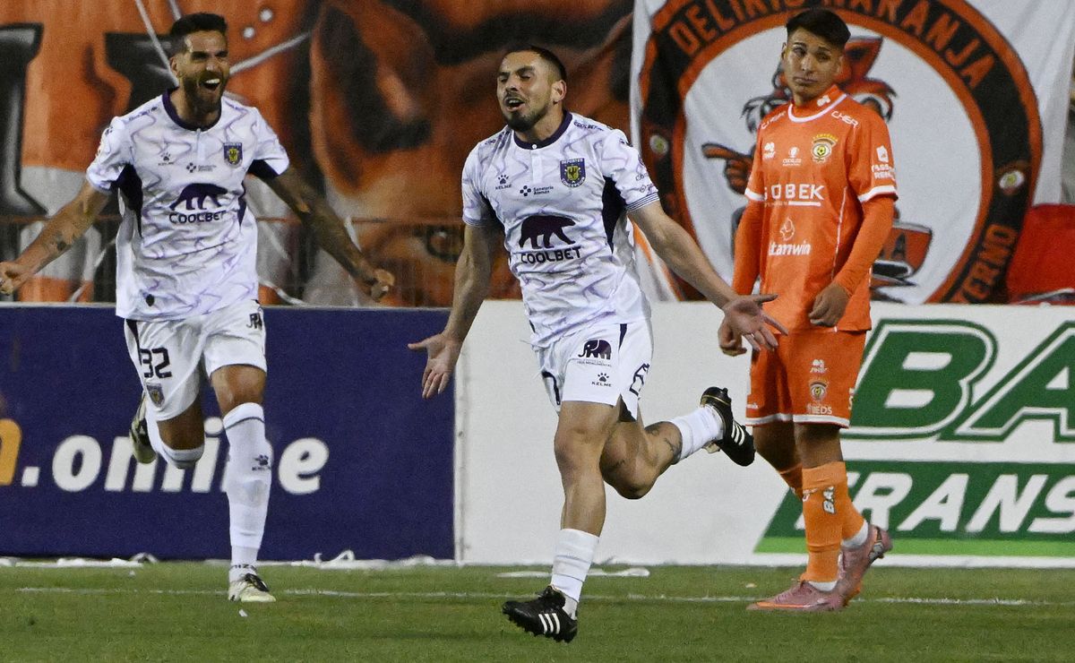 No la tuvo fácil: figura de Deportes Concepción que timbró el ascenso sufrió toda la temporada