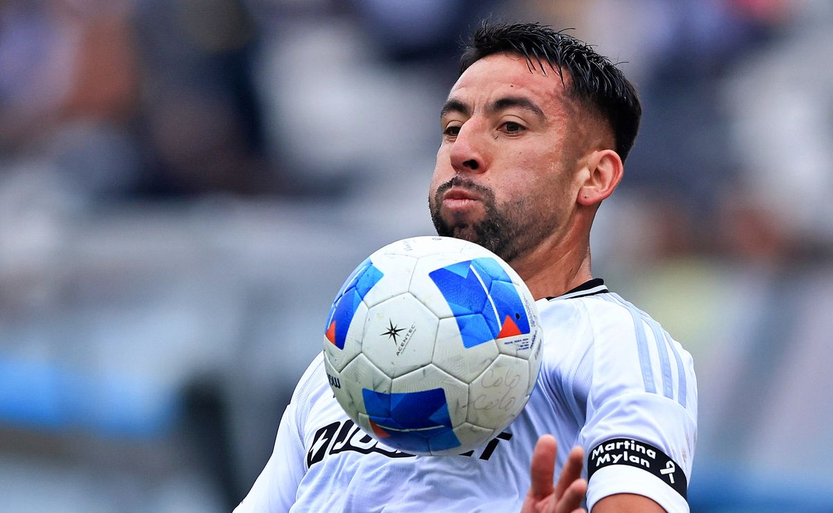 ¿Malagradecido? El feo gesto de Mauricio Isla en Instagram tras su adiós de Colo Colo