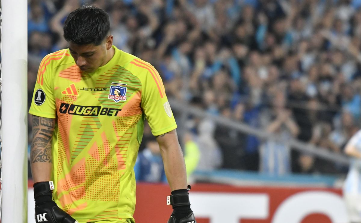 ¡Cheque a fecha! Colo Colo va por el arquero chileno del futuro para desprenderse de Brayan Cortés