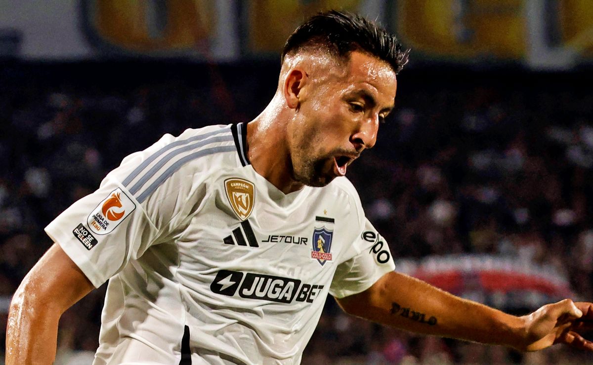 Con un tapado incluido: Los tres jugadores que Colo Colo tiene en carpeta para reemplazar a Mauricio Isla