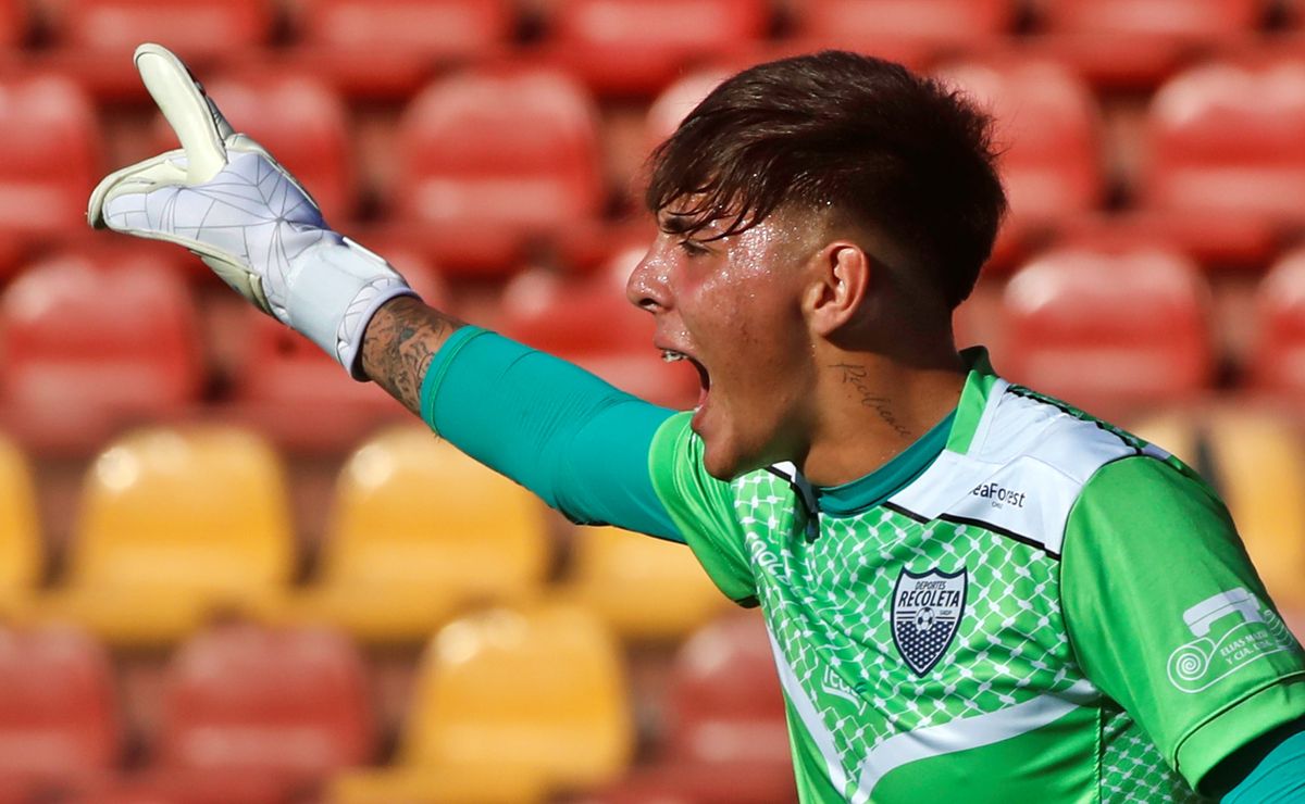 Habla Jaime Vargas, el arquero del futuro que está en la mira de Colo Colo: “Hay que tomárselo con…”