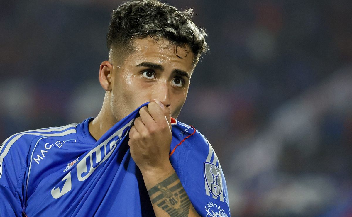 Aún sin técnico: la U busca en Argentina al reemplazante de Lucas Assadi