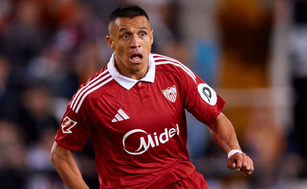 Almeyda y Sevilla le arrojan un balde de agua fría a Alexis Sánchez en la previa del duelo contra Oviedo