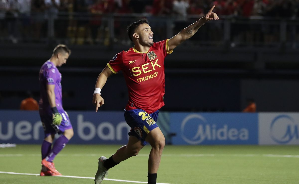 Esta es la razón que acerca a Nicolás Díaz a Colo Colo: “Fue a Puebla por…”