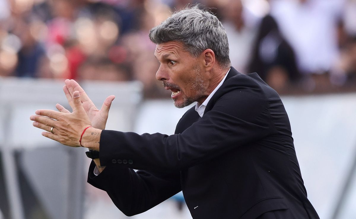 “La más cercana”: Fernando Ortiz está a detalles de cerrar el primer gran fichaje de Colo Colo