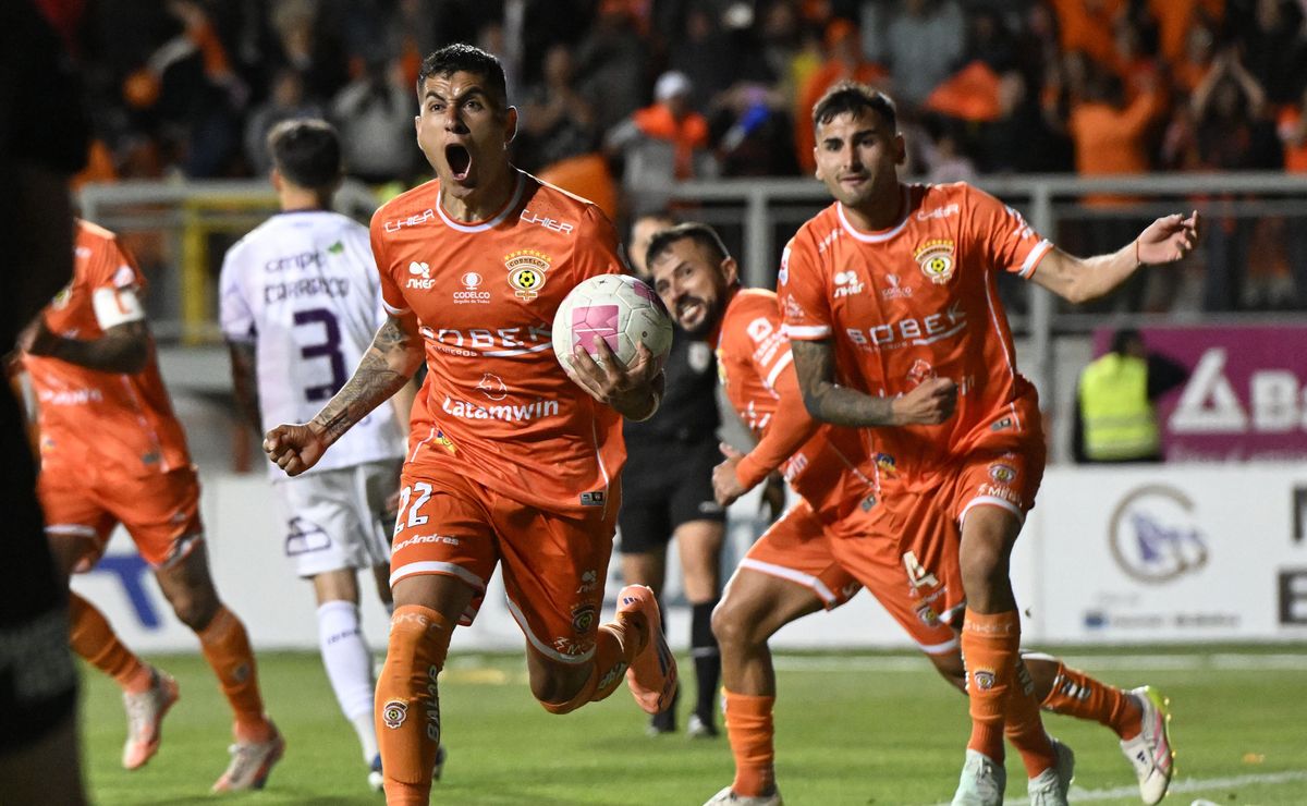 Fue héroe en Copa Chile: Cobreloa tiene listo a arquero de Primera División como refuerzo 2026