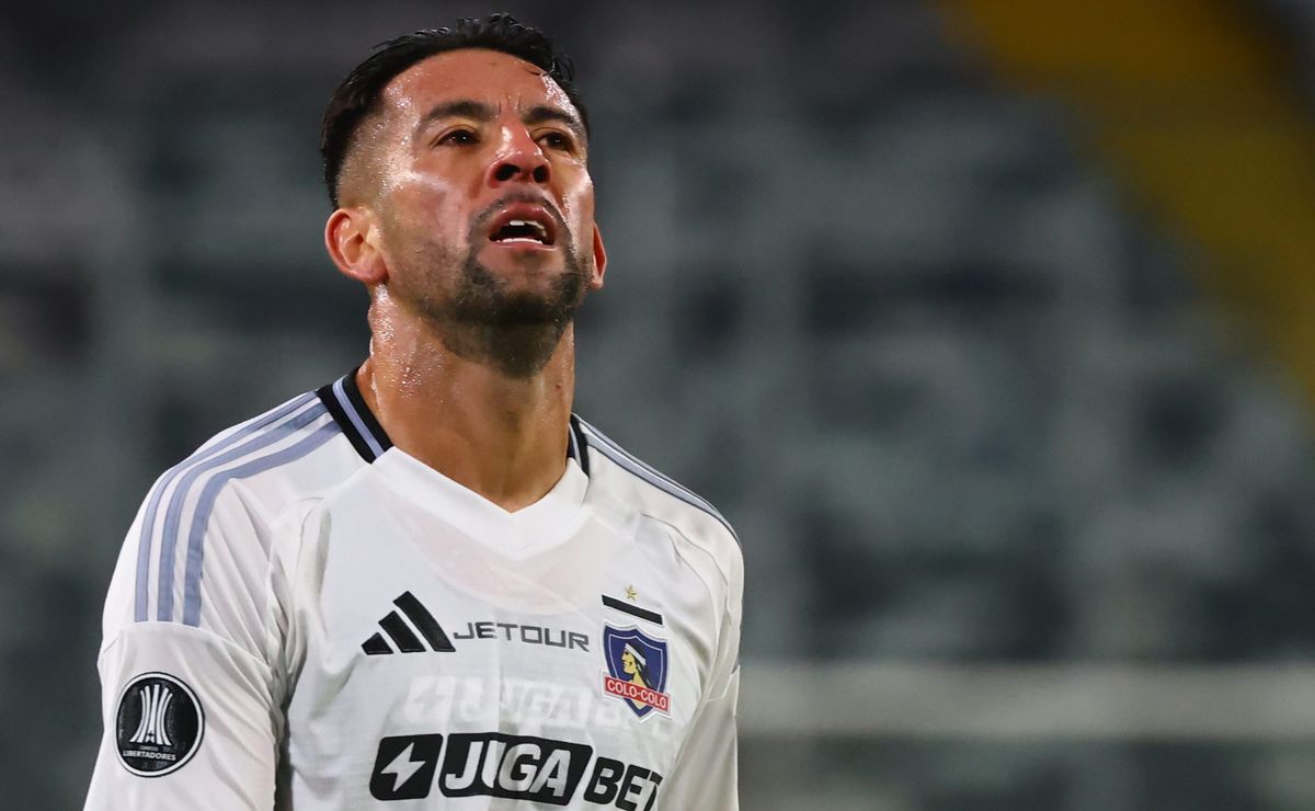 Dan la verdadera razón detrás de la salida de Mauricio Isla de Colo Colo: “No estaban contentos con…”