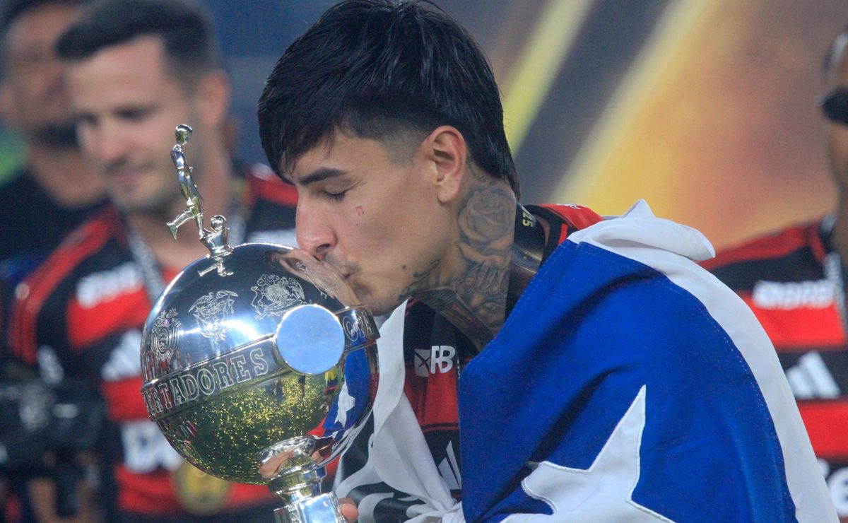 Más títulos en un año que en una carrera: las cuotas del broche de oro para Erick Pulgar