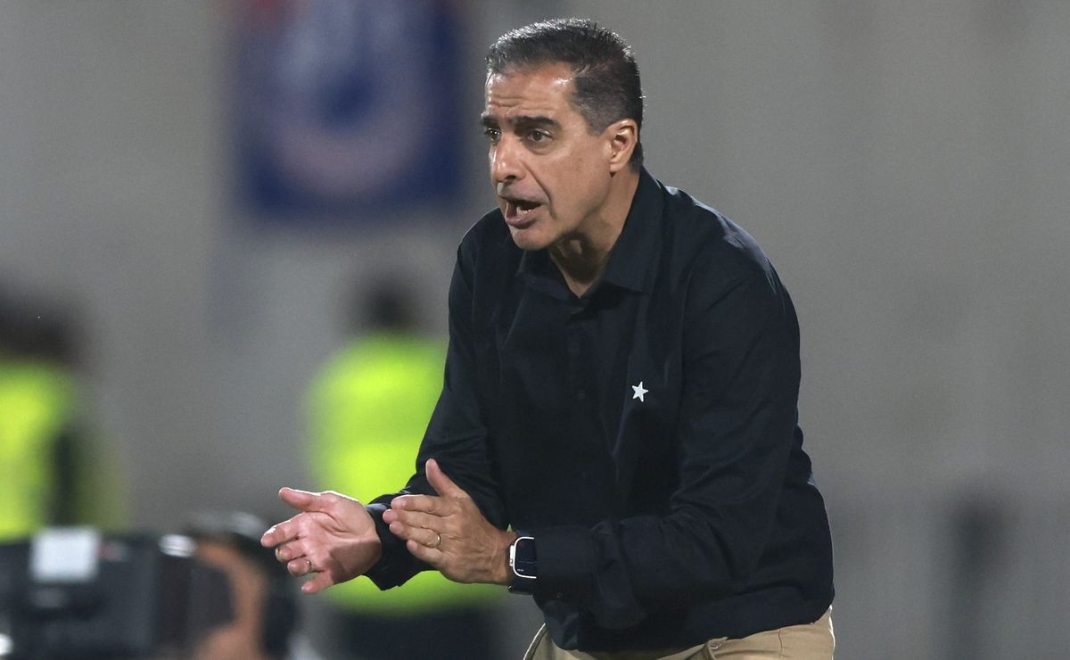 “No me gusta Renato Paiva”: Sergio Vargas le hace la cruz al reemplazante de Gustavo Álvarez