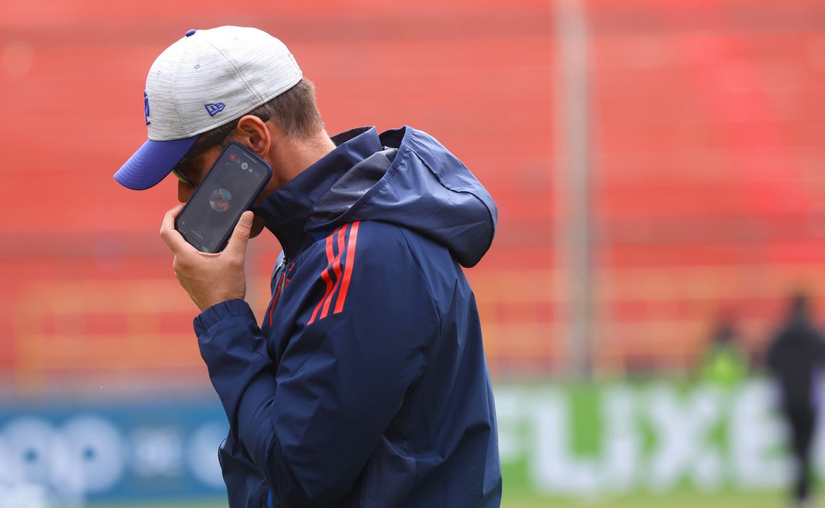 La CMF confirma el castigo en contra de Michael Clark: ¿Seguirá de presidente en U de Chile?