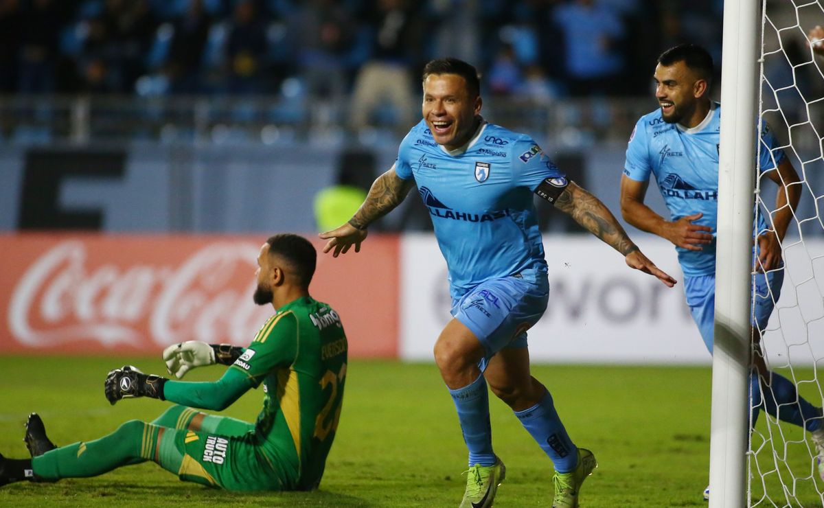 “Una página inolvidable”: hacen oficial el futuro de Álvaro Ramos tras descender con Iquique