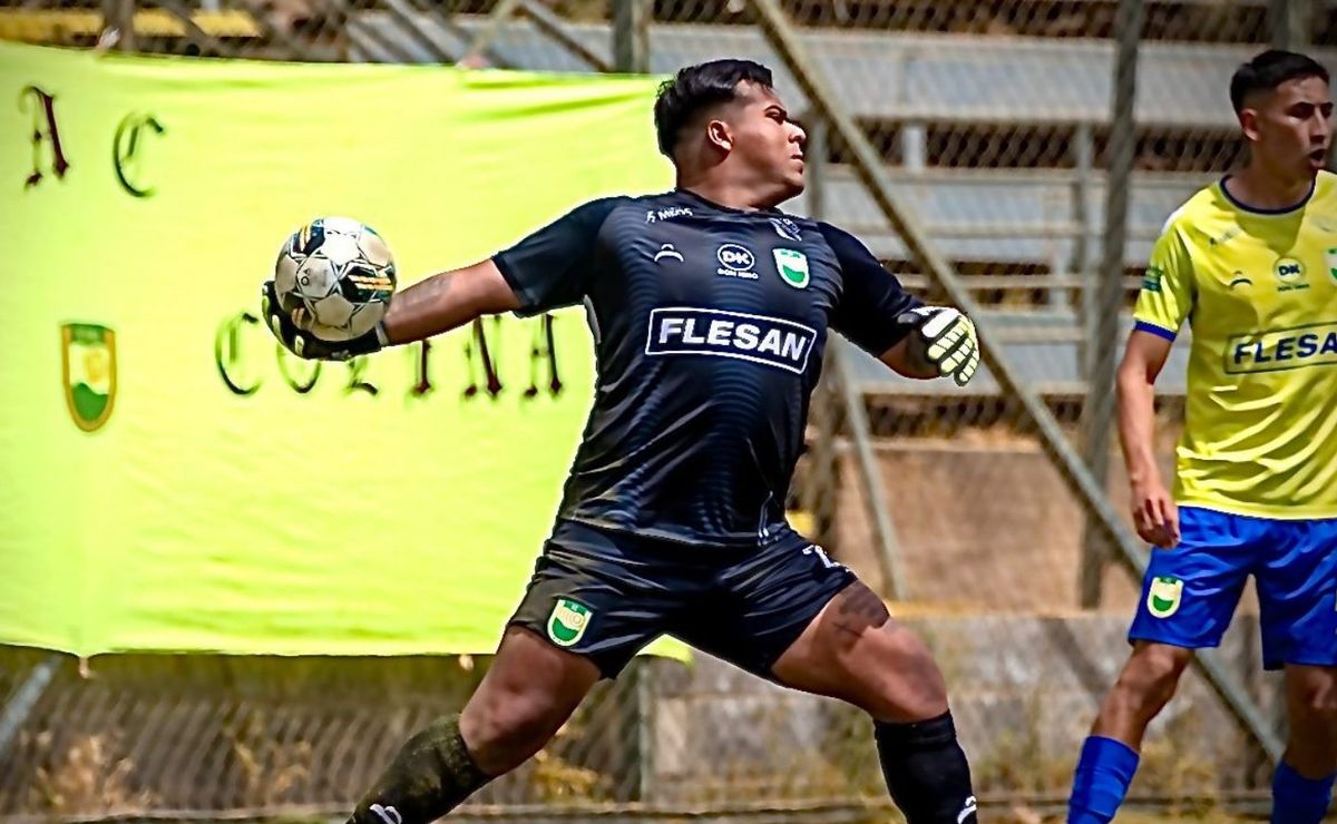Julio Bórquez, el mejor futbolista amateur: “Mi sueño extremo es llegar a ser como Dibu Martínez”