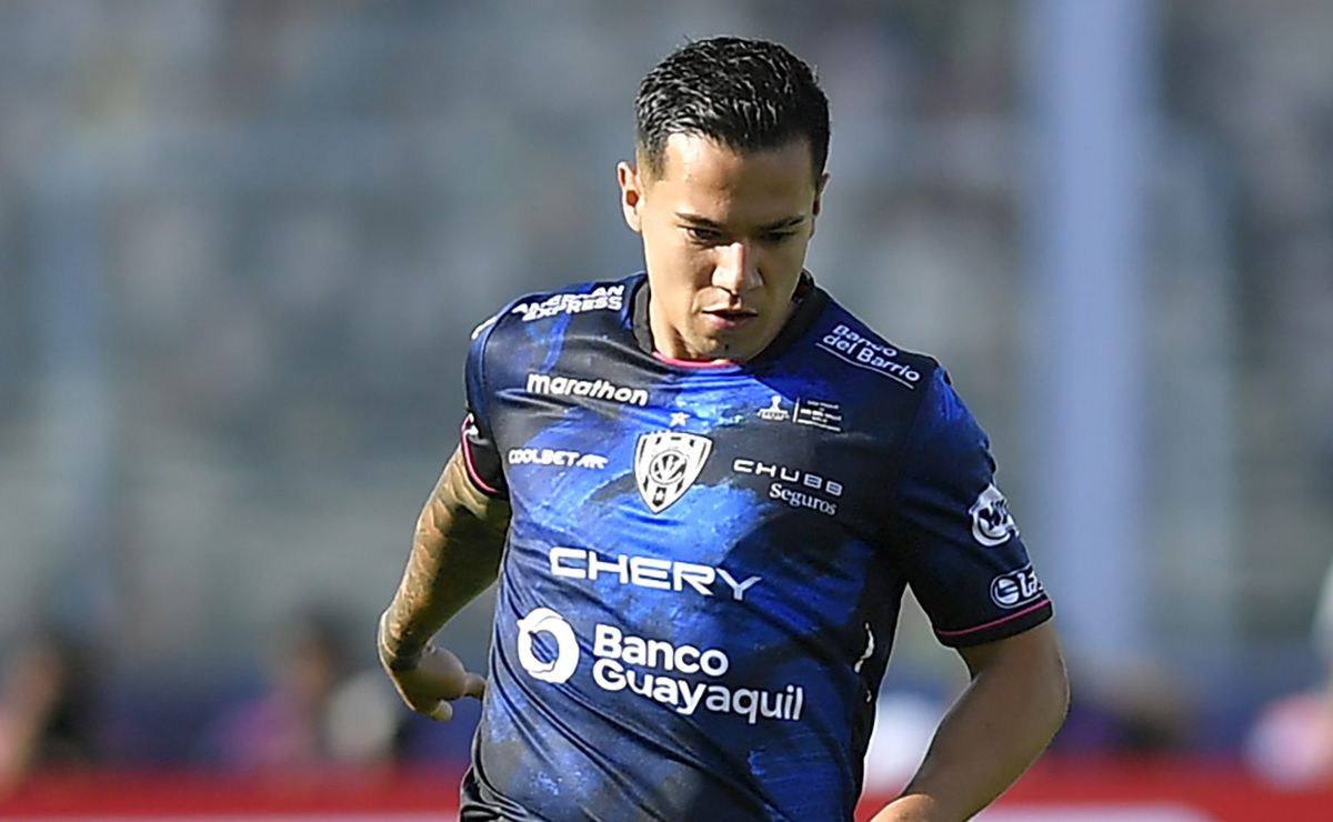 Matías Fernández asegura que llega a Colo Colo tras crecer en Ecuador: “El nivel te exige subir tu rendimiento”