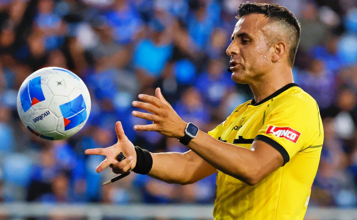 No está Piero Maza: Los tres árbitros chilenos candidatos a dirigir en Mundial 2026