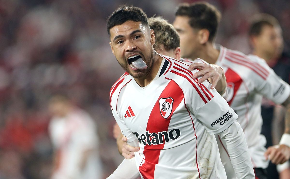 “Par de alternativas”: Paulo Díaz tiene propuestas para volver a Chile y también ir a Brasil