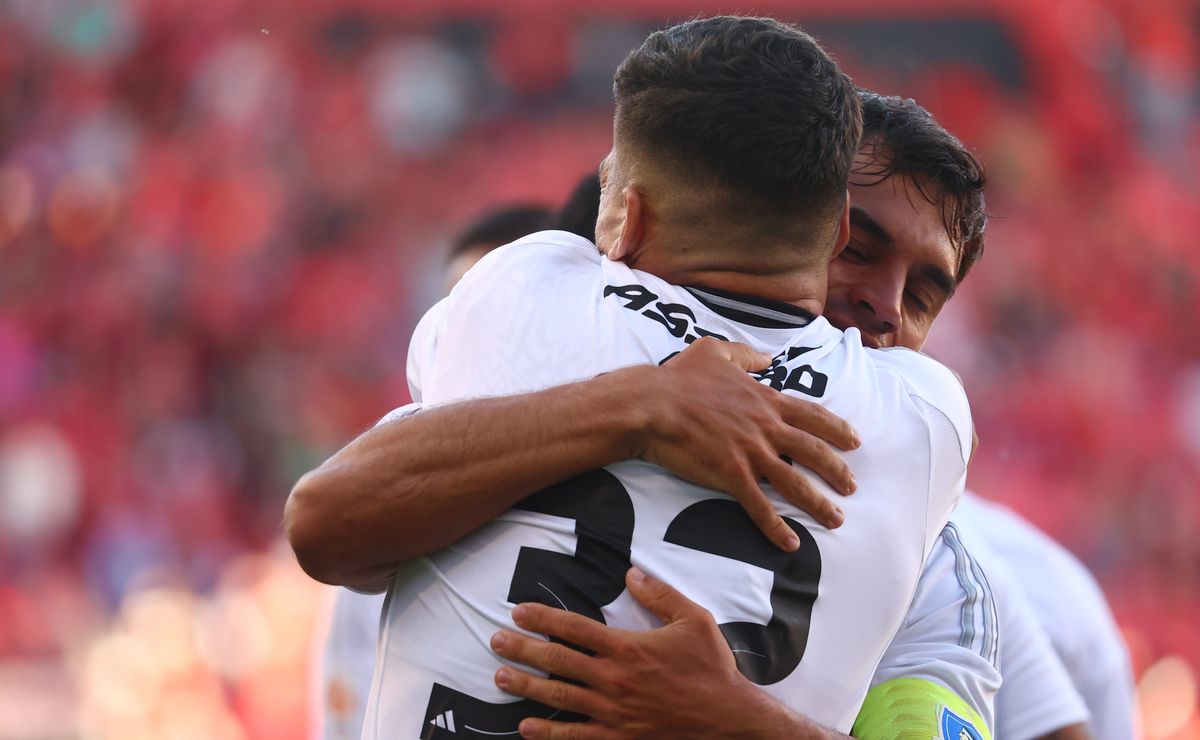 No es Ethan Espinoza: Concepción oficializa a otro jugador de Colo Colo para 2026