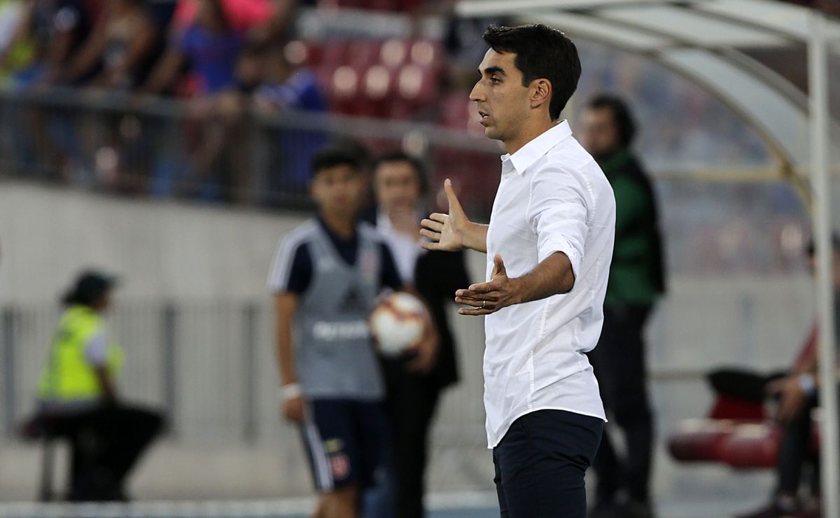 U de Chile le pone altas exigencias a Francisco Meneghini: la base es la campaña de Álvarez