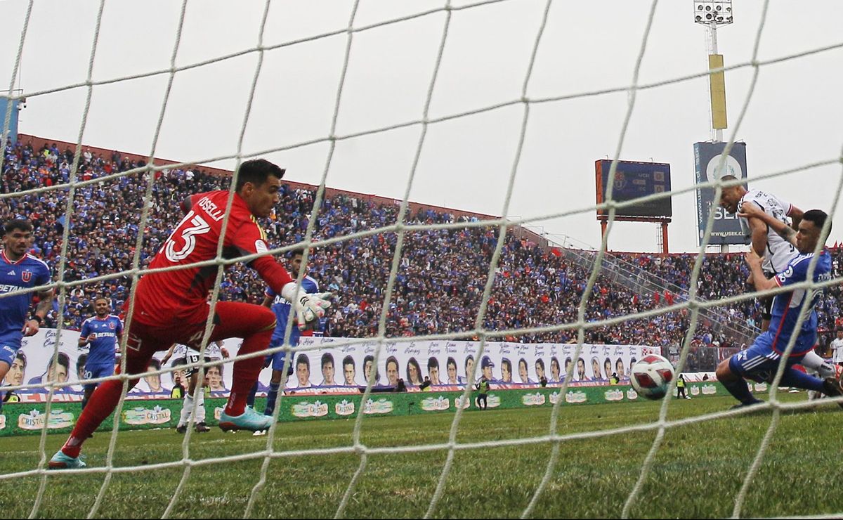“Gracias por cuidarme siempre”: hizo goles en U de Chile, Colo Colo y se despide del equipo de sus amores