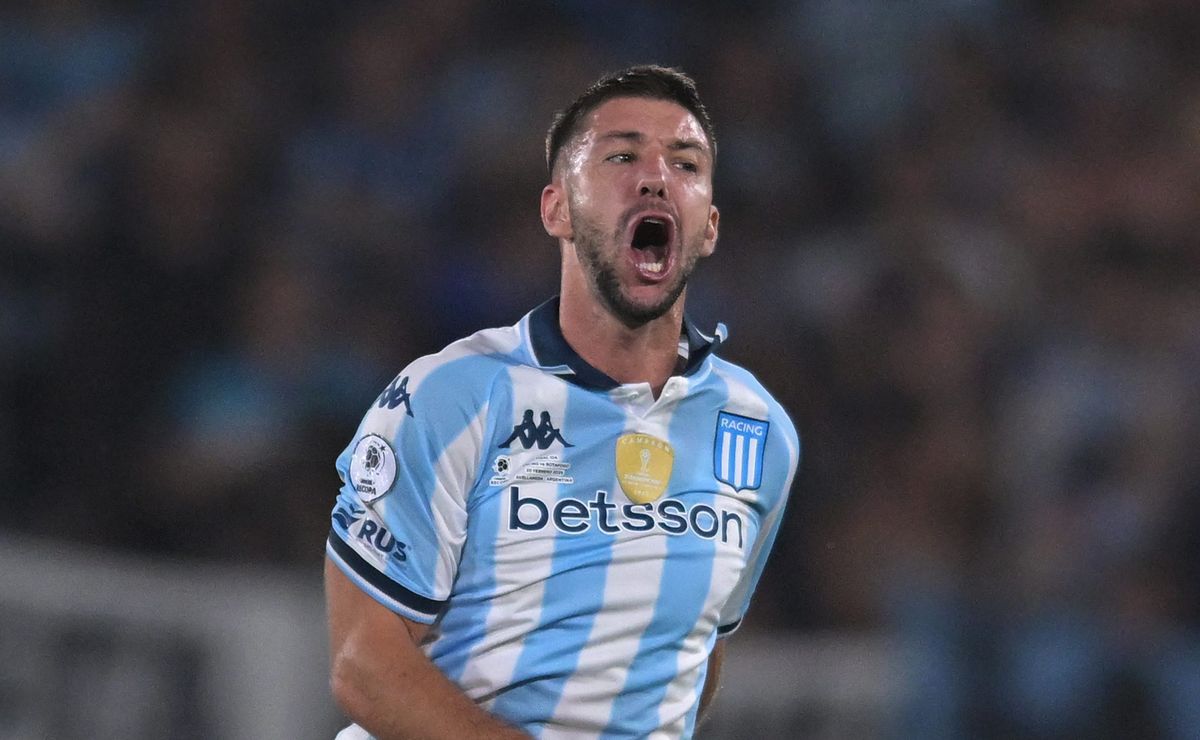 Luciano Vietto es ofrecido como refuerzo de Colo Colo tras salir de Racing por la ventana