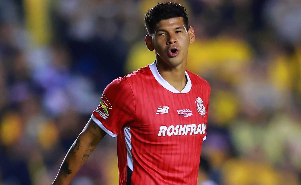 Salomón Rodríguez 2.0: los pésimos números de Robert Morales, el delantero que quiere Colo Colo