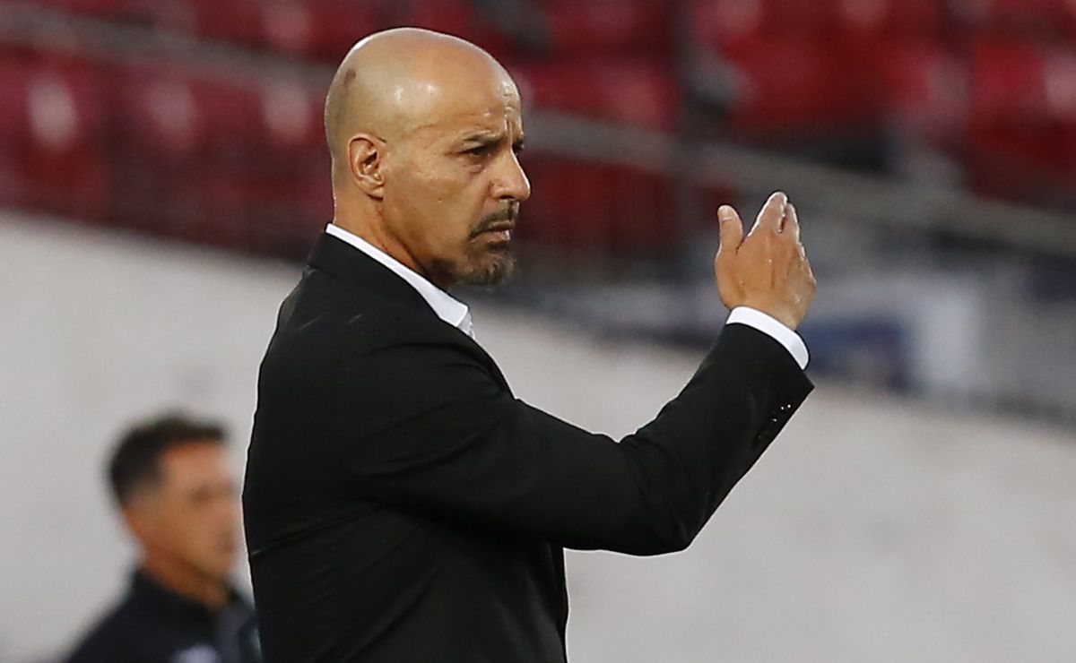 No llega a la selección chilena: Marco Antonio Figueroa llega a Comunicaciones de Guatemala