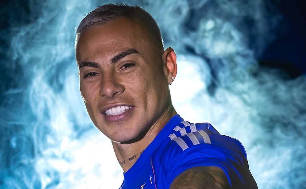 Además de Eduardo Vargas: La U promete remecer el mercado con dos nuevos delanteros