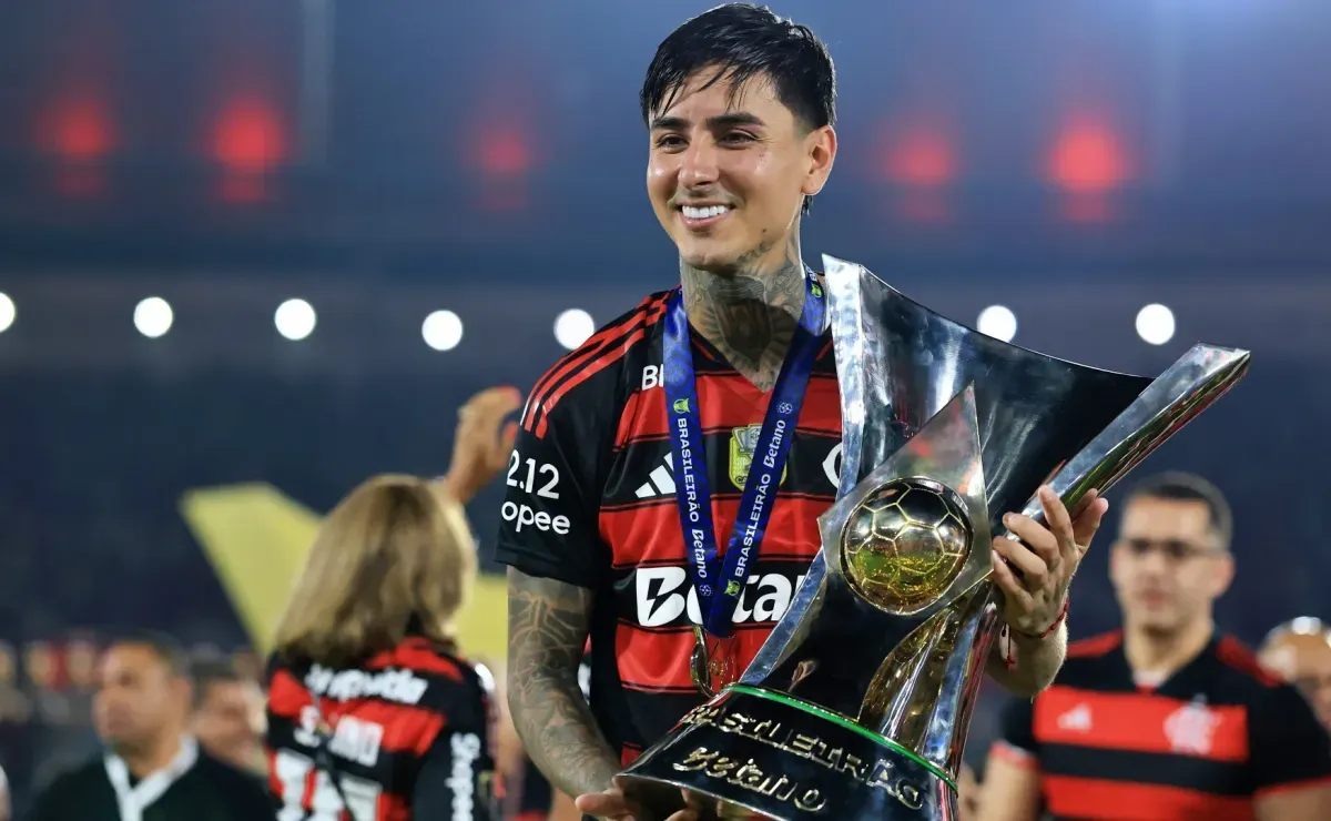 erick-pulgar-se-tat-a-los-seis-t-tulos-que-gan-flamengo-en-2025-redgol