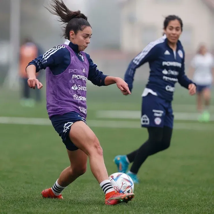 En total, 26 jugadoras del medio local entraron a la convocatoria. (Carlos Parra / Comunicaciones ANFP)