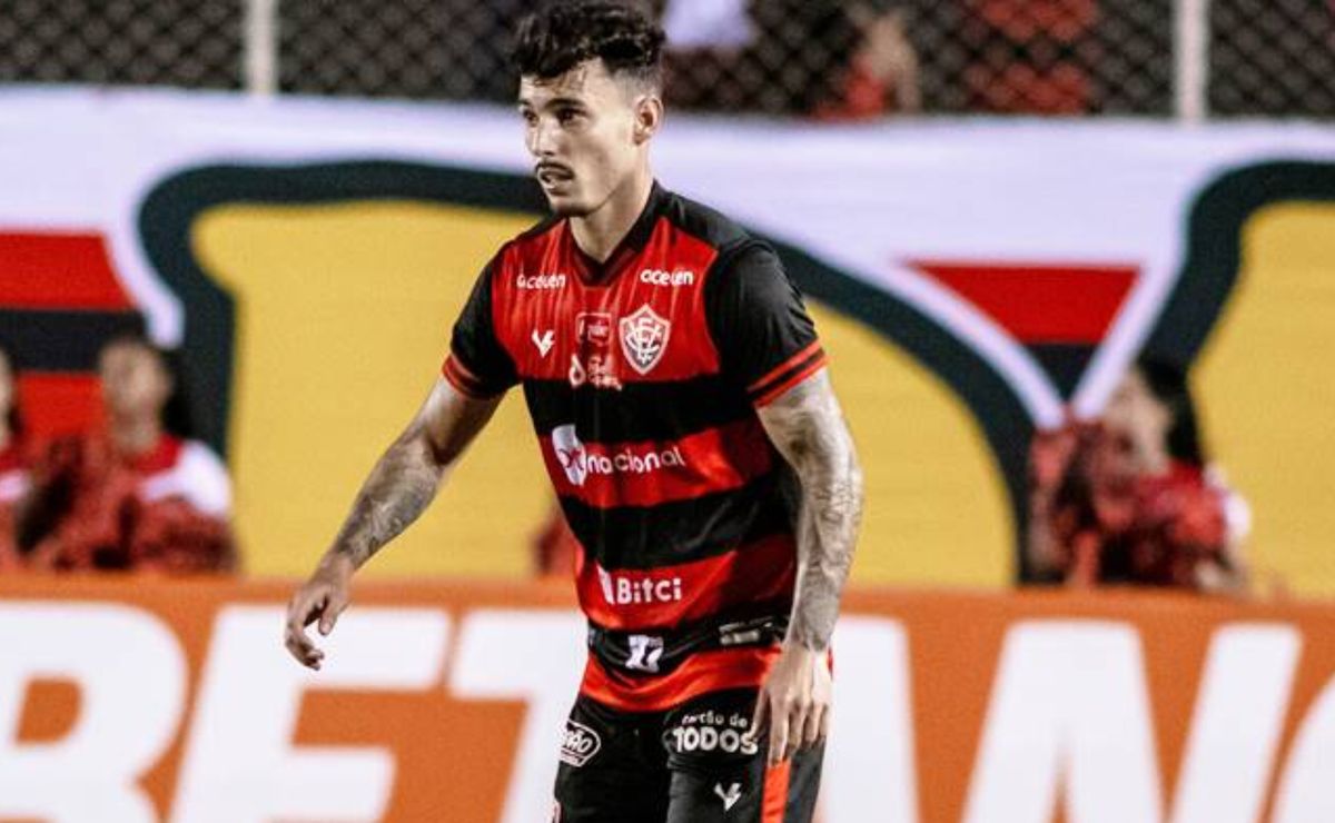 Zeca Do Vitória Discute Com Repórter Ao Vivo Após Derrota Para O Palmeiras Somos Fanaticos 0272