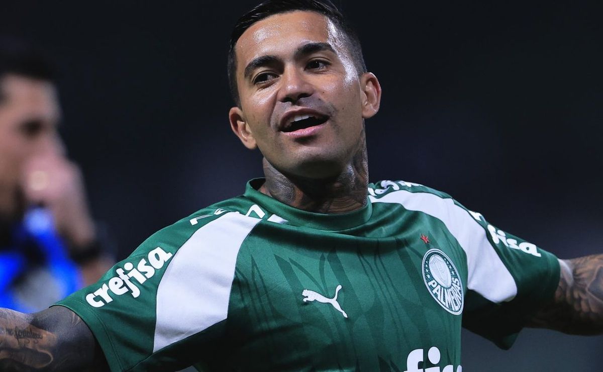 Palmeiras decide negociar atacante Dudu, antigo interesse do Cruzeiro.