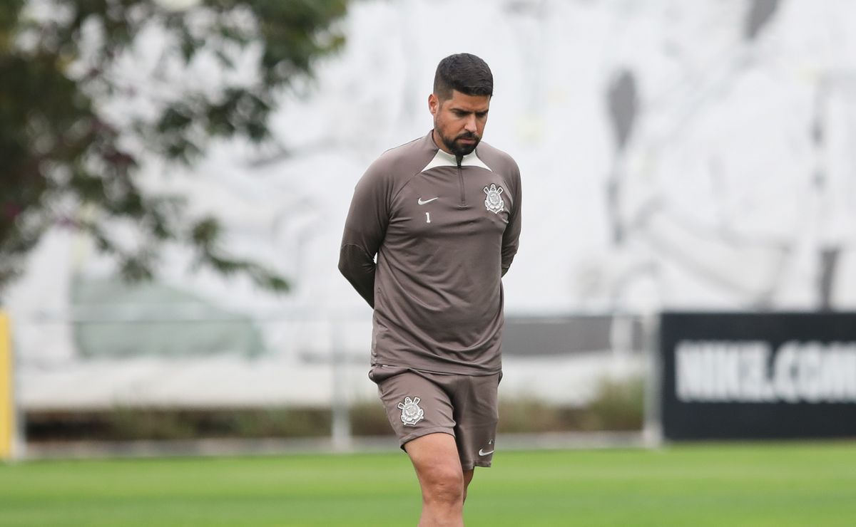 Corinthians encara obstáculos devido a desfalques cruciais para clássico com Palmeiras.