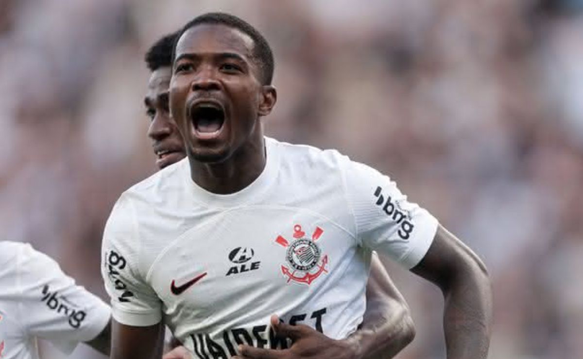 Cacá critica cobertura da imprensa após vitória do Corinthians no Brasileirão.