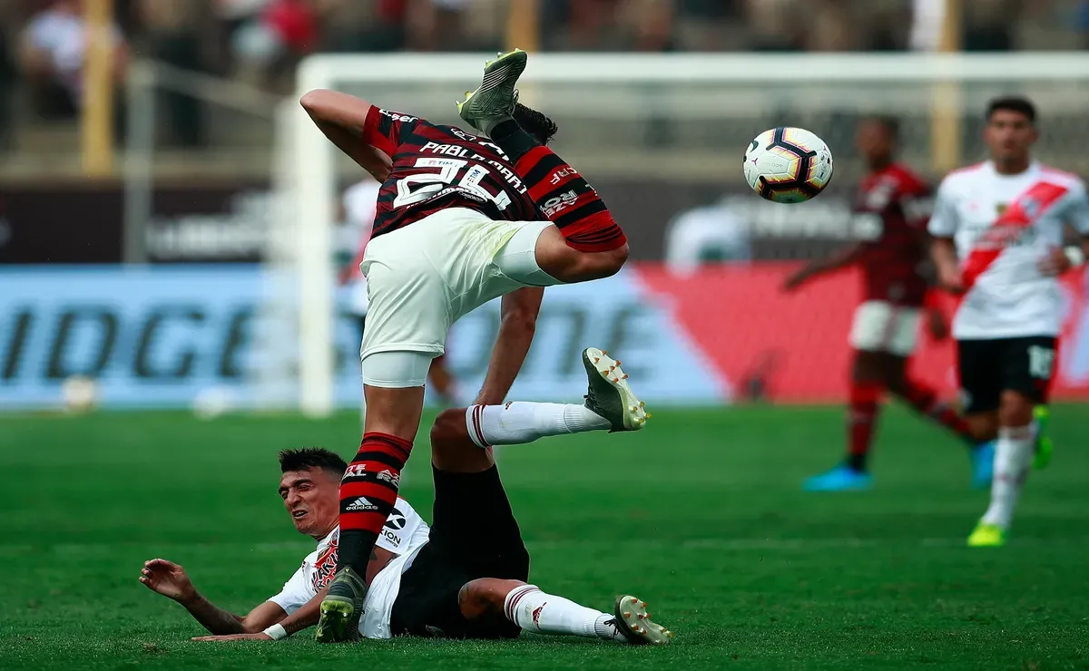 Saúl Ñíguez busca repetir feito de Pablo Marí e fazer história pelo Flamengo