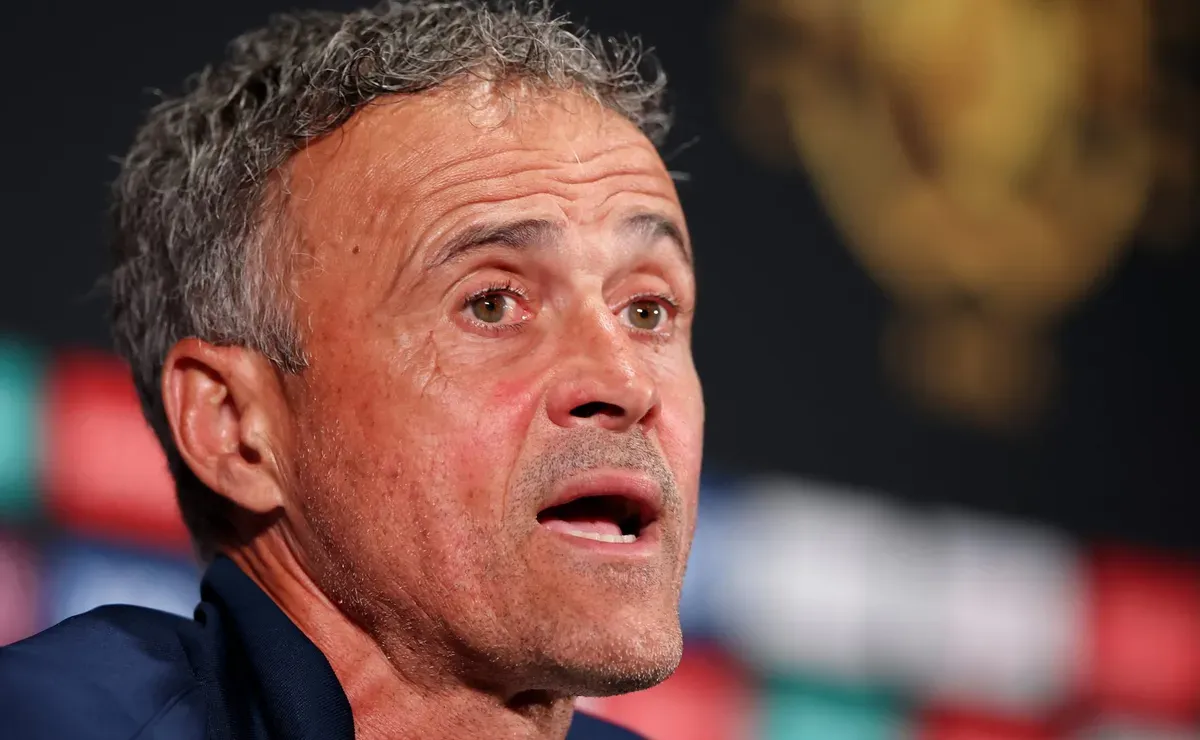 PSG sinaliza Intercontinental como meta crucial, enquanto Flamengo ganha destaque positivo