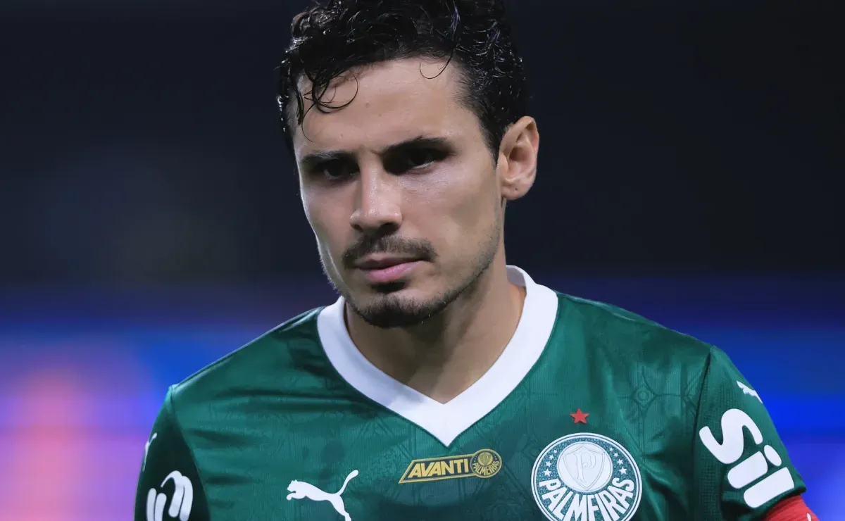 Em baixa no elenco, Raphael Veiga entra no radar de gigante da MLS