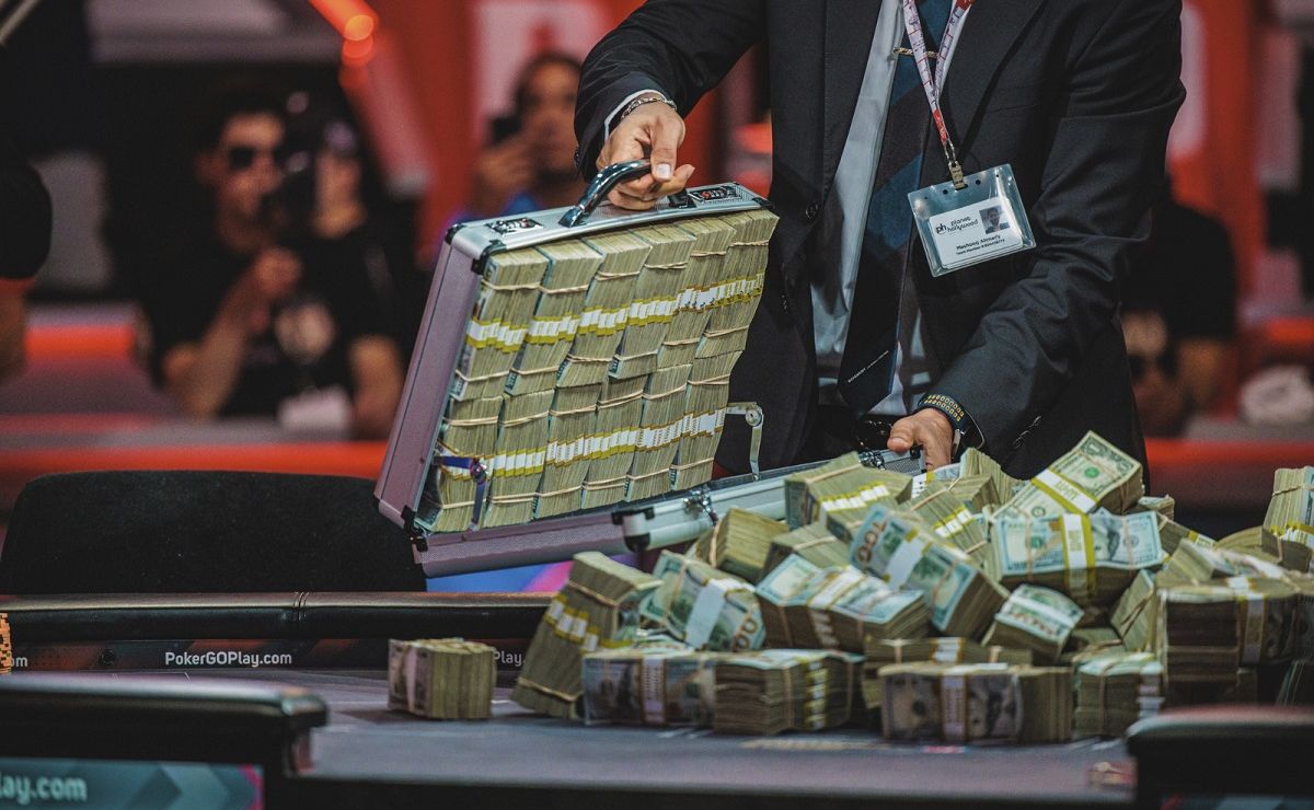 Impostos ficaram com a maior premiação no Main Event da WSOP