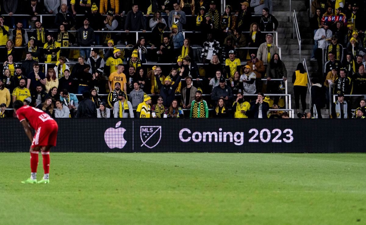 Apple and Major League Soccer to present all MLS matches around the world  for 10 years, beginning in 2023