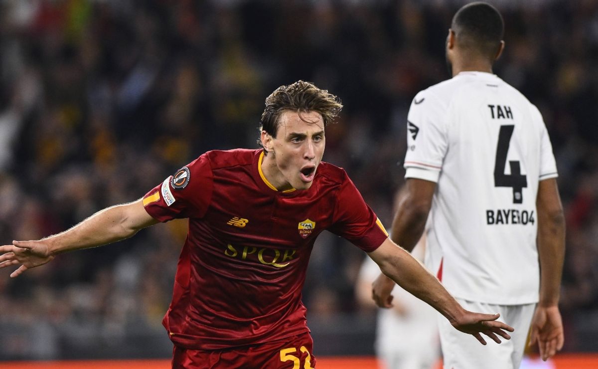 Roma inches closer to another final with win over Leverkusen