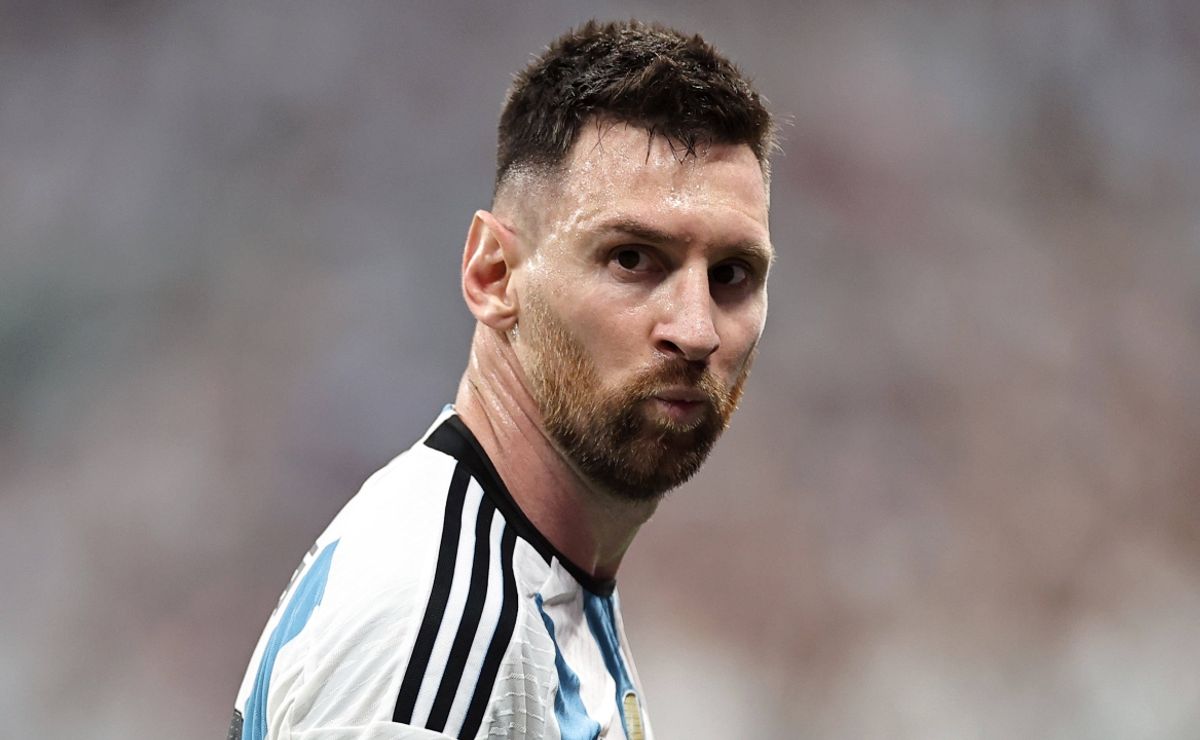 Lionel Messi's status is unclear, and the Chicago Fire want to