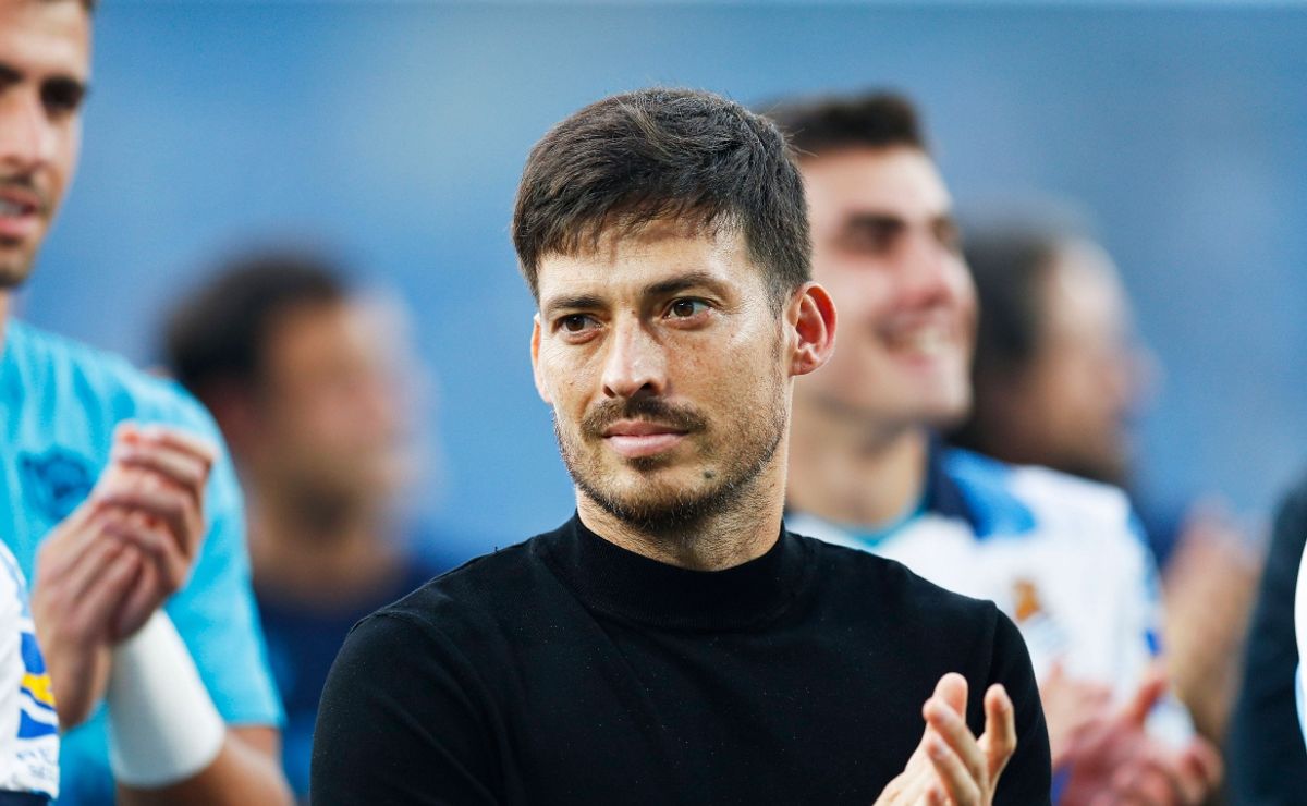 David Silva signs for Real Sociedad after leaving Man City a legend